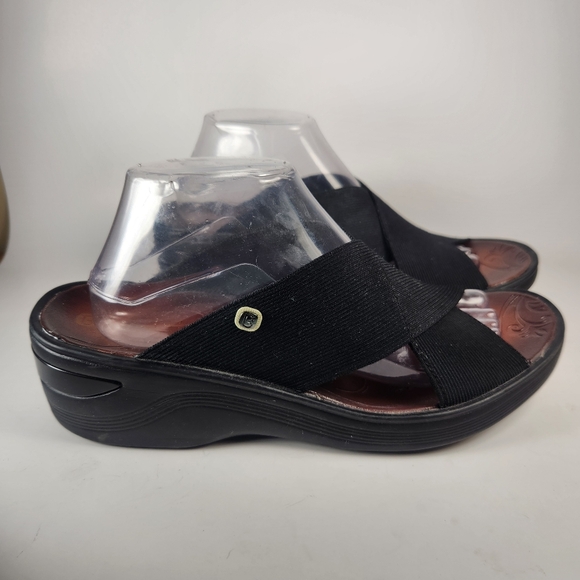 BZEES Women's Desire Sandal Size 11 Black Slide Cross Strap Wedge Comfort Shoe - Picture 3 of 12